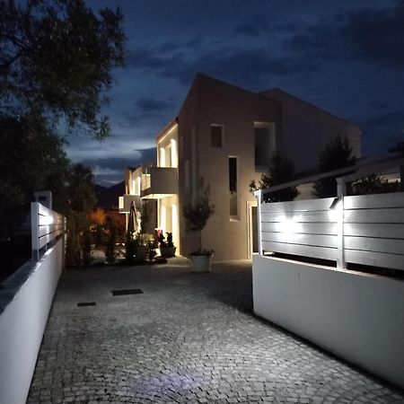 Villa Est Сан-Теодоро Экстерьер фото