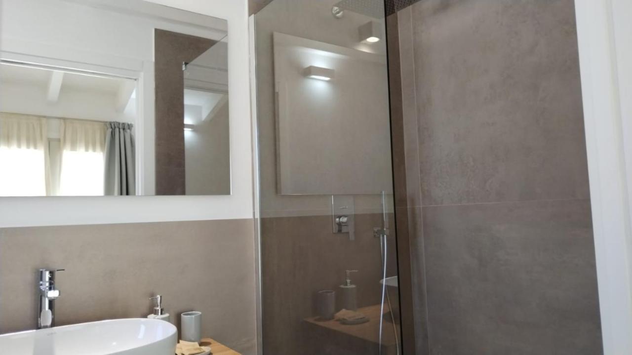 Villa Est Сан-Теодоро Экстерьер фото
