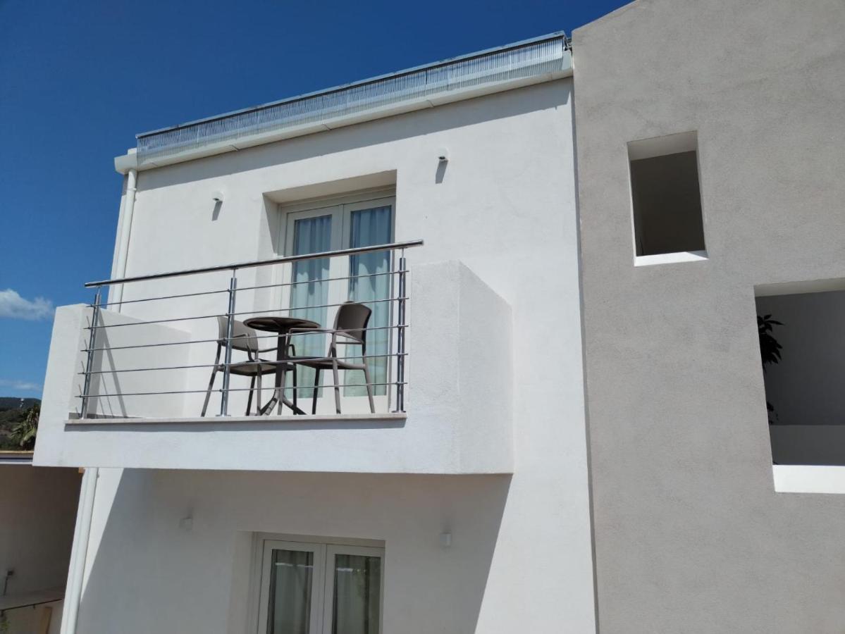 Villa Est Сан-Теодоро Экстерьер фото